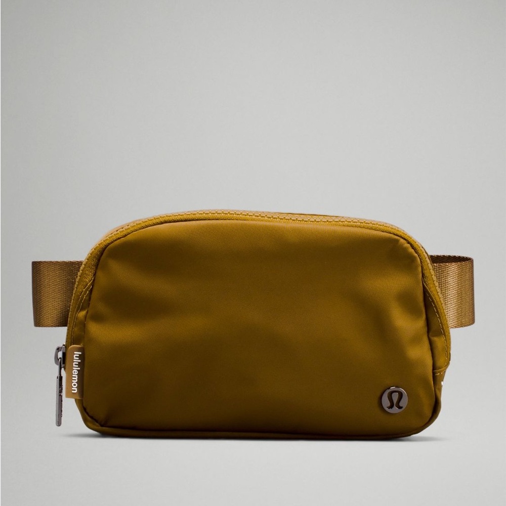 Lululemon Burnt Caramel Everywhere Belt Bag